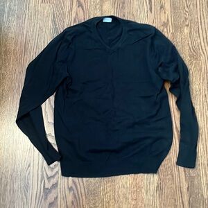 Old navy - black-  v neck sweater - size Lg